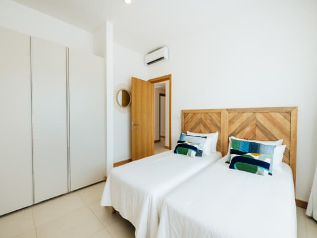 1-bedroom/2-bedroom/3-bedroom Grand Luxury Suite