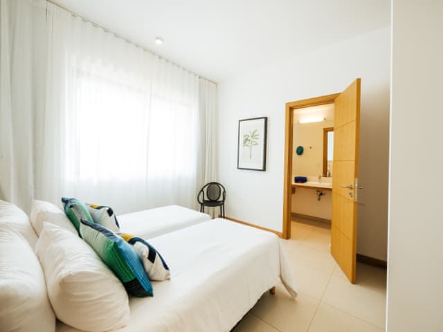 1-bedroom/2-bedroom/3-bedroom Grand Luxury Suite