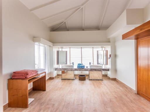 Family Overwater Villa with Kids Bedroom