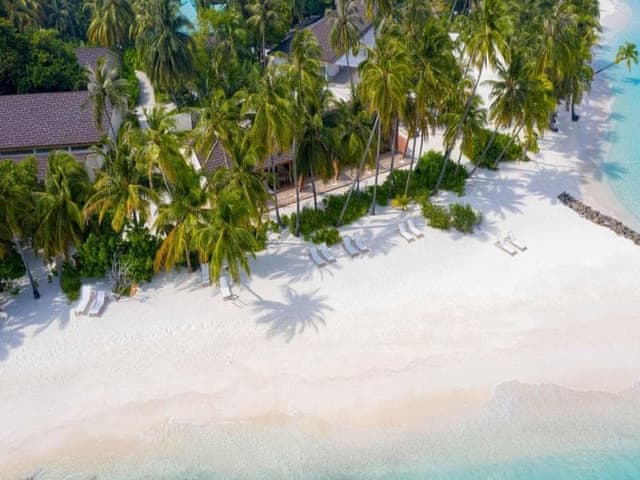 Havuzlu Plaj Villası