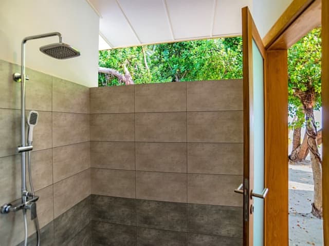 İki Yatak Odalı Aile Plaj Villası