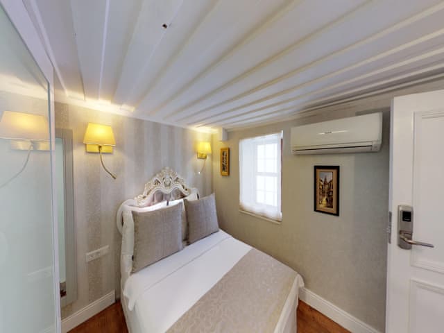 Ekonomik Çift Kişilik Oda