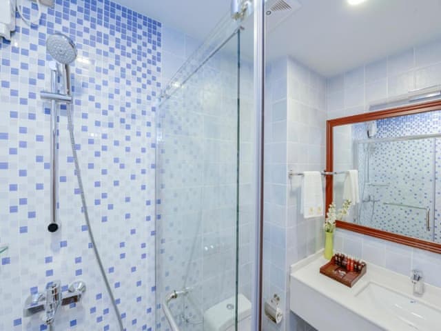 Bahçe Manzaralı Oda