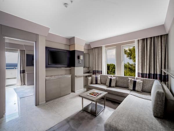 Delüks Süit Deniz Manzaralı