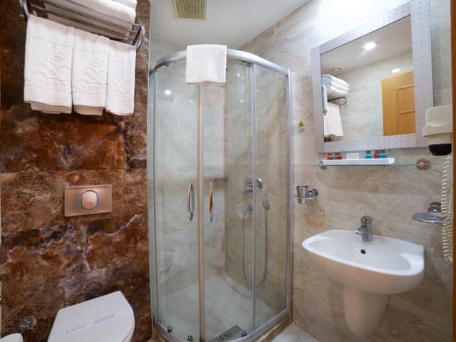 Standart Üç Kişilik Oda