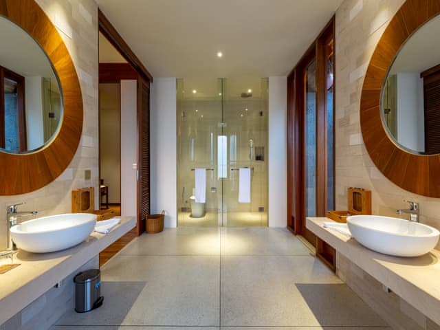 Havuzlu Günbatımı Okyanus Villası