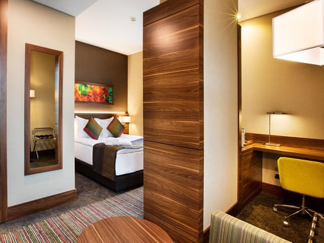 Premium Room, 1 Queen Bed, Smoking