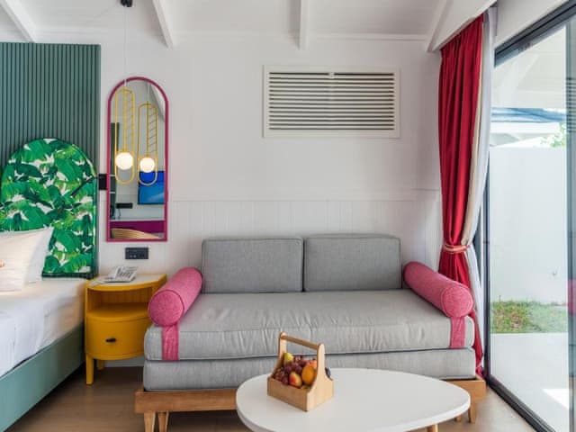 Havuzlu Plaj Villası