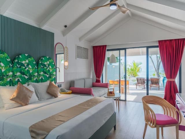 Havuzlu Plaj Villası