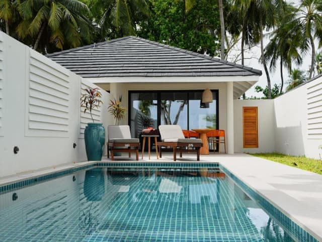 Havuzlu Plaj Villası