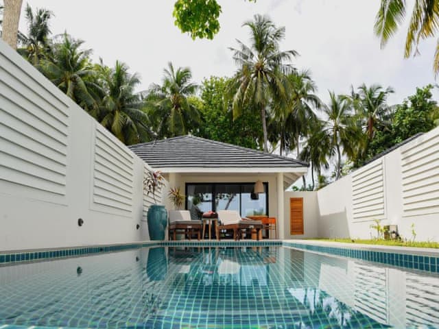 Havuzlu Plaj Villası