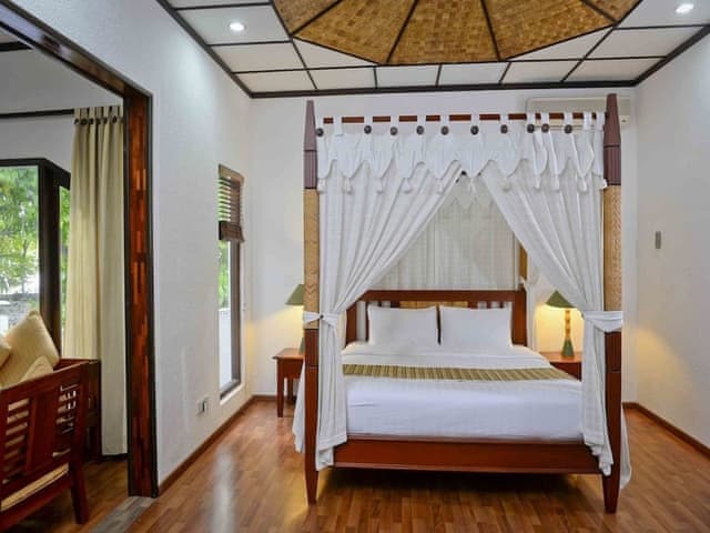 Deluxe Beachfront Room