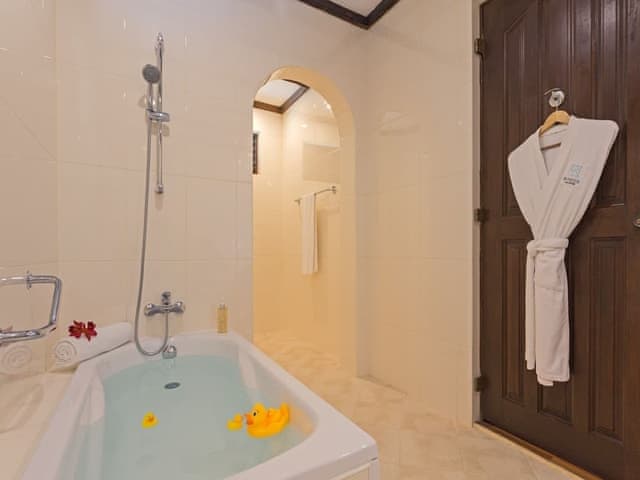 Deluxe Beachfront Room