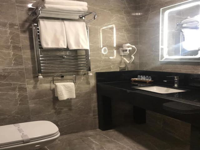 Delüks Süit (Şehir manzaralı)