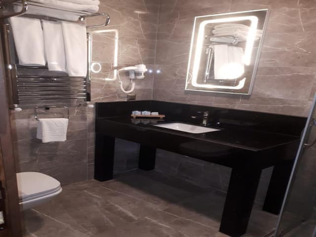 Delüks Süit (Şehir manzaralı)