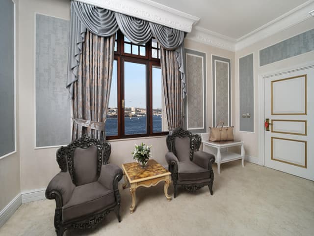 Bosphorus Suite Room