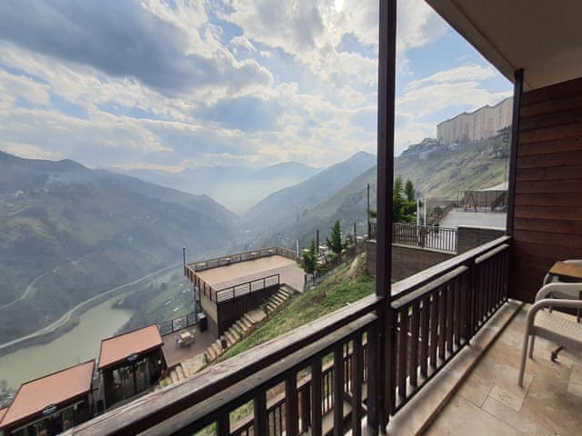 Çift Kişilik Oda Göl Manzaralı - Mutfaklı