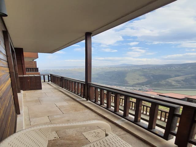 Çift Kişilik Oda Göl Manzaralı - Mutfaklı