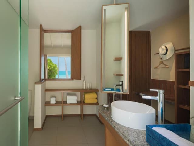 Lagoon View Beach Villa Twin