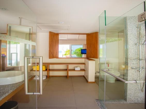 Lagoon View Beach Villa Twin