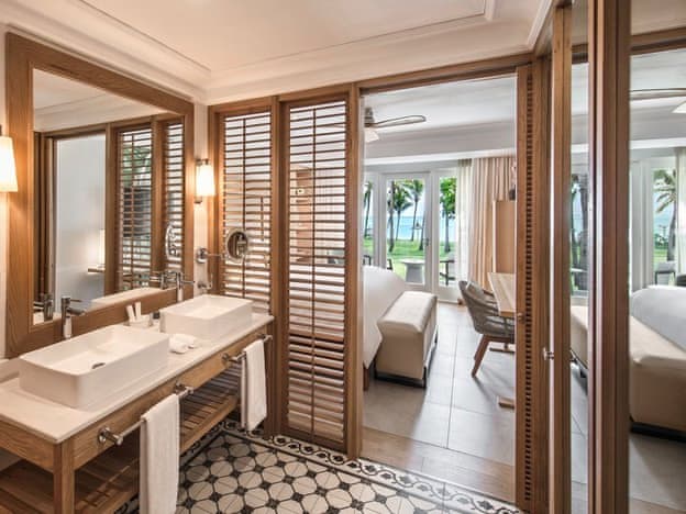 Delüks Oda (Deniz manzaralı)