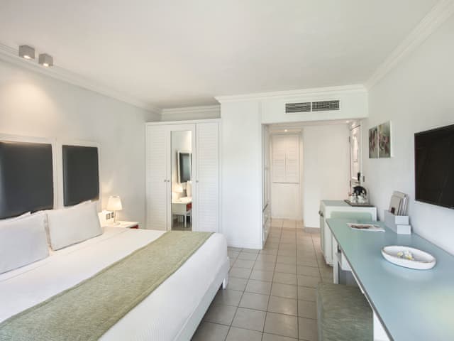 Superior Garden Room