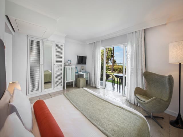 Superior Oda (Deniz manzaralı)