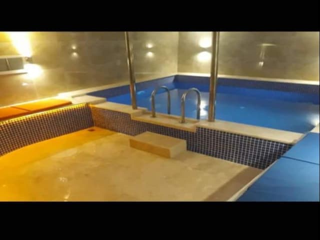 7 yatak odalı Villa