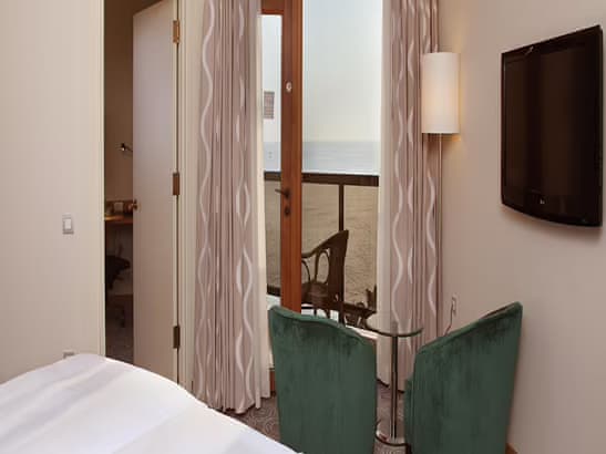 Suite, 1 King Bed, Sea View