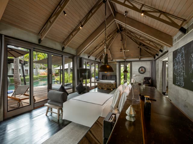 Havuzlu 2 yatak odalı Villa