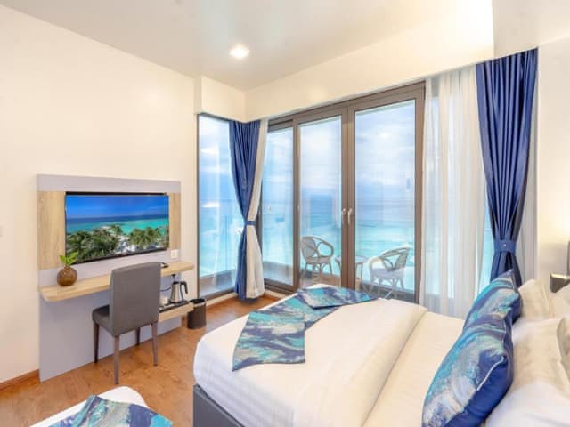 Premium Super Deluxe Room with Balcony and Seaview