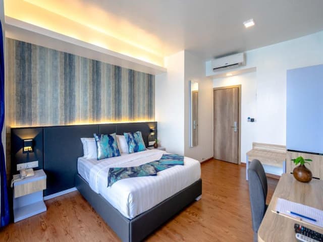 Premium Double Room with Balcony and Seaview