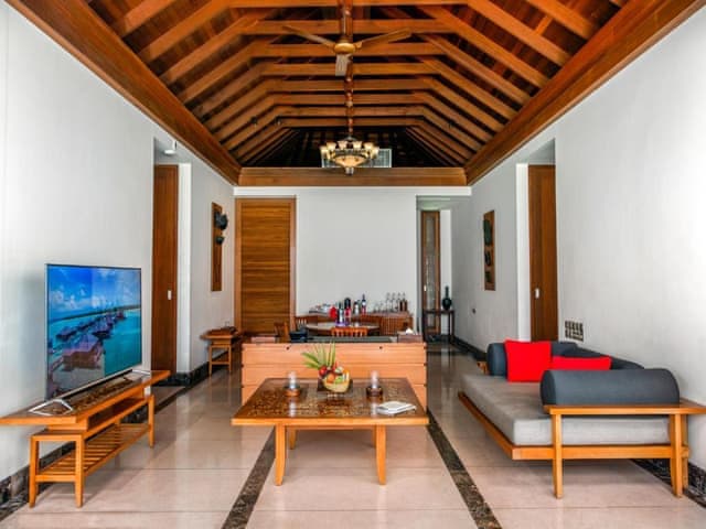 Two Bedroom Ocean Suite with Pool