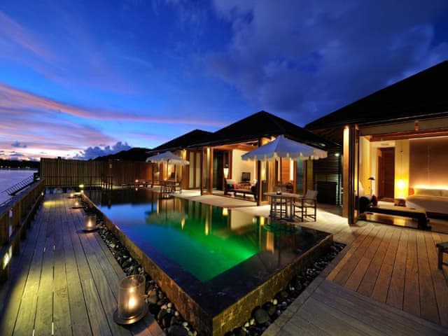 Two Bedroom Ocean Suite with Pool