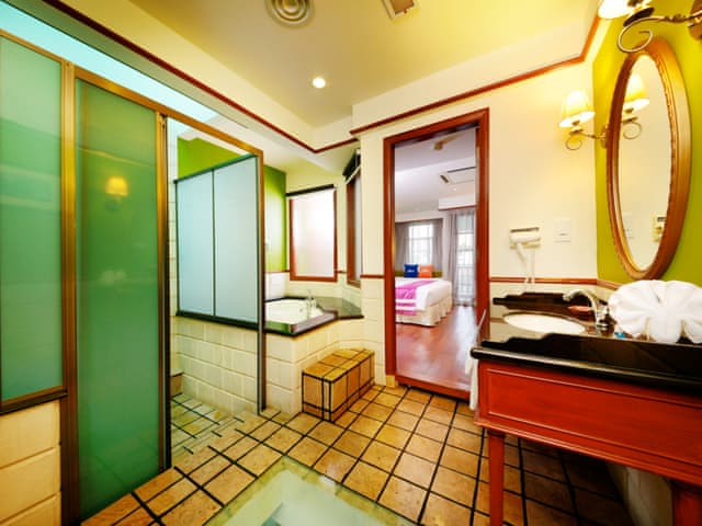 Deluxe Water Chalet (first floor)