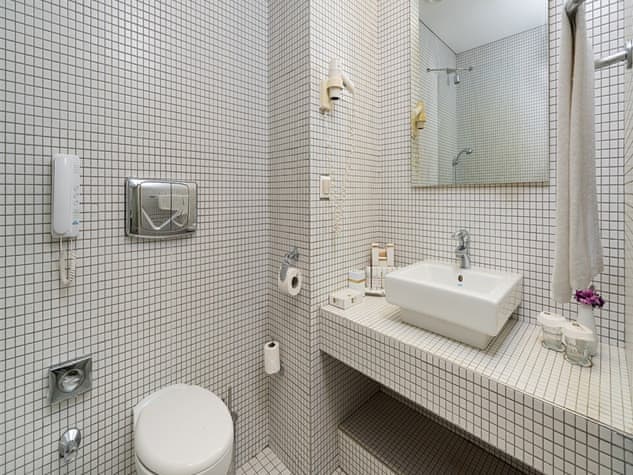 Standard Room, Partial Sea View