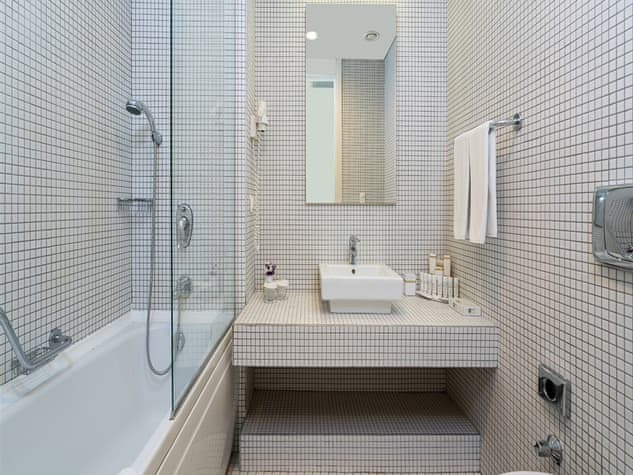 Standard Room, Partial Sea View