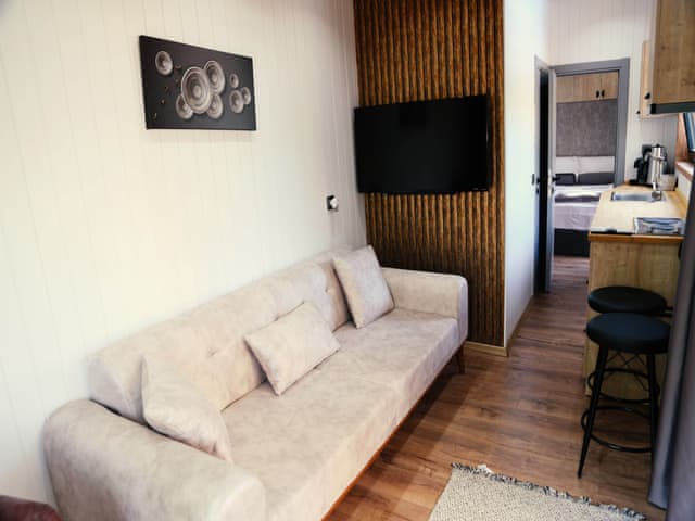 Deluxe Tiny Room (Garden view)