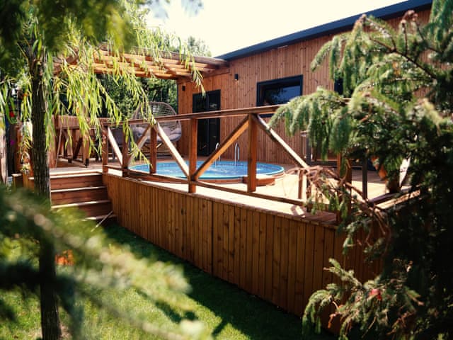 Deluxe Tiny Room (Garden view)