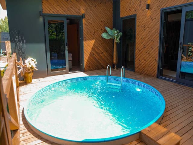 Superior Tiny Room (Garden view)