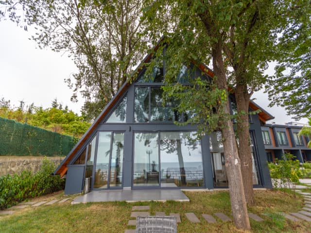 4 yatak odalı Villa