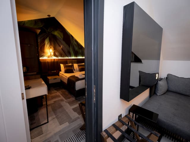 Romantic Family Room