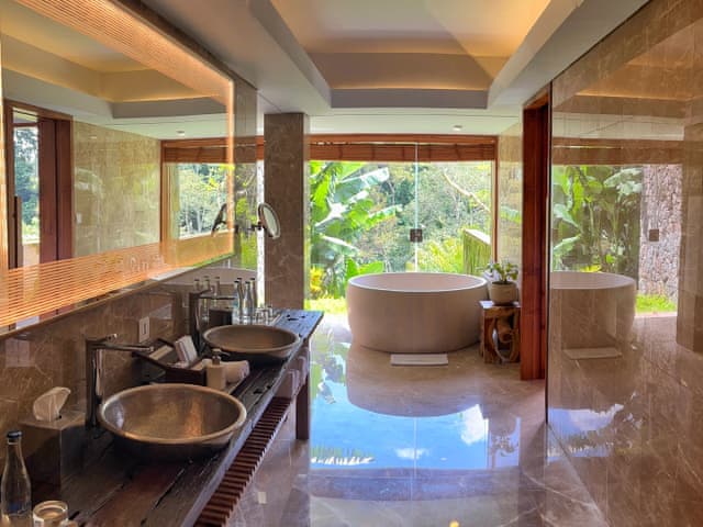 Maya President Villa