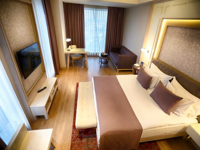 Delüks Çift Kişilik Oda