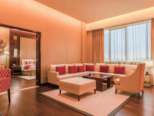 Grand Millennium Suite