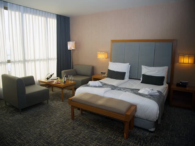 Standart Çift Kişilik Oda (Deniz Manzaralı)