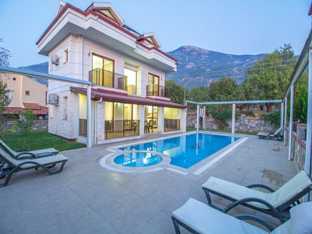 Prestij Makri Villa