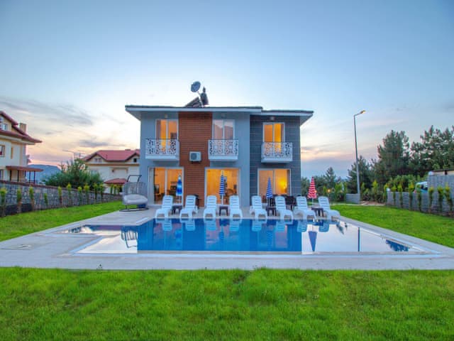 Opal Villa