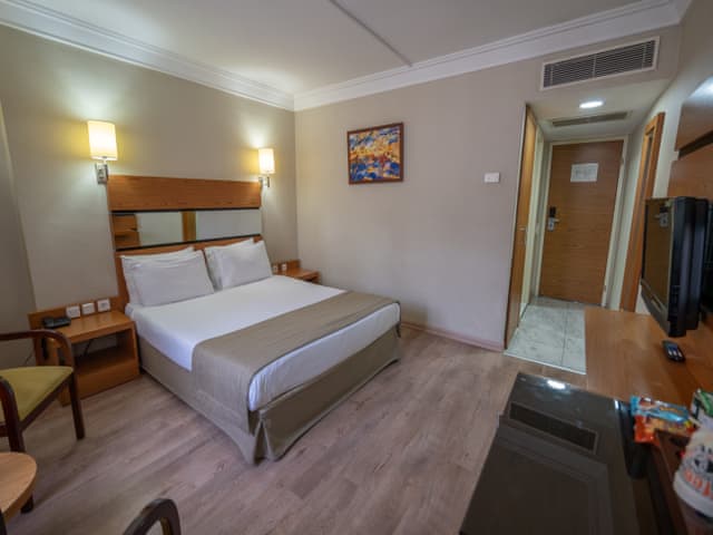 Standart Çift Kişilik Oda