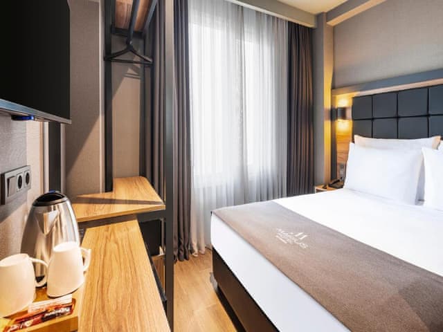 Delüks Tek Kişilik Oda